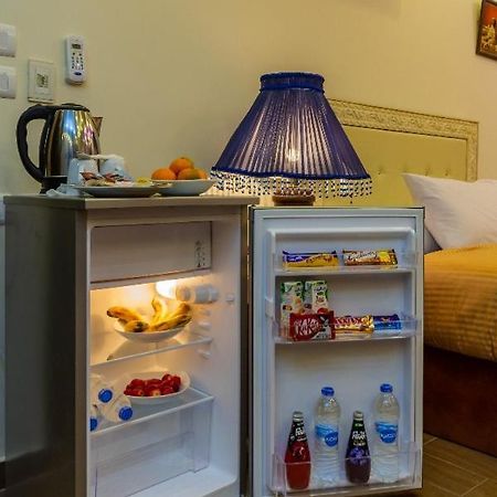 Pyramids Energy Bed and Breakfast El El Cairo Exterior foto